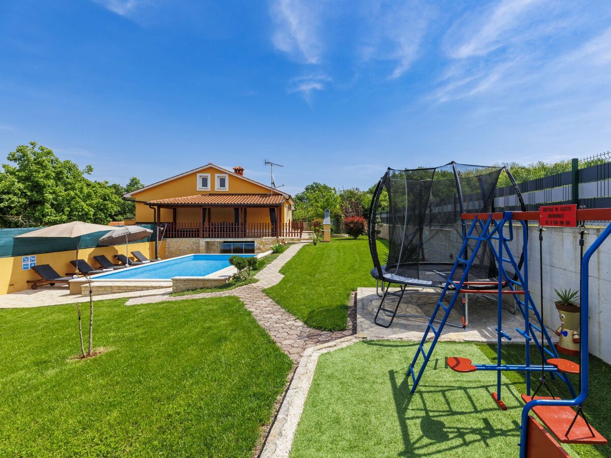 Maison Soriso à Motovun, piscine privée - Photo 25