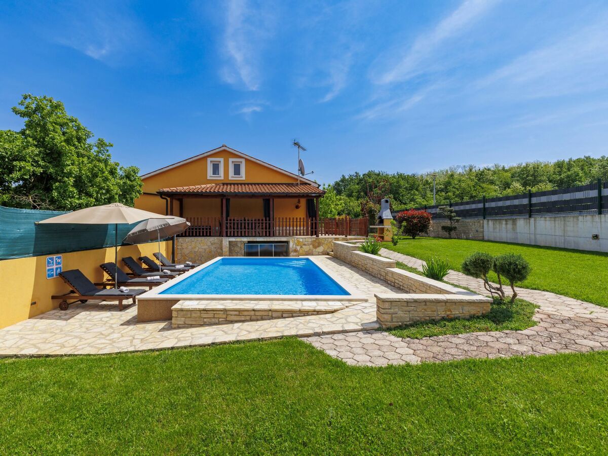 Maison Soriso à Motovun, piscine privée - Photo 45