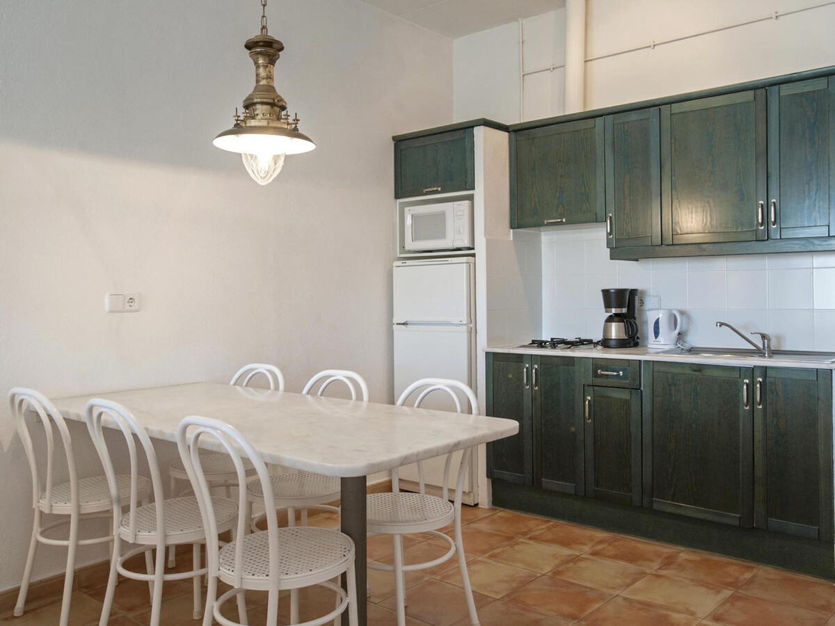 Appartement méditerranéen 50m de la plage à Roses - Photo 3
