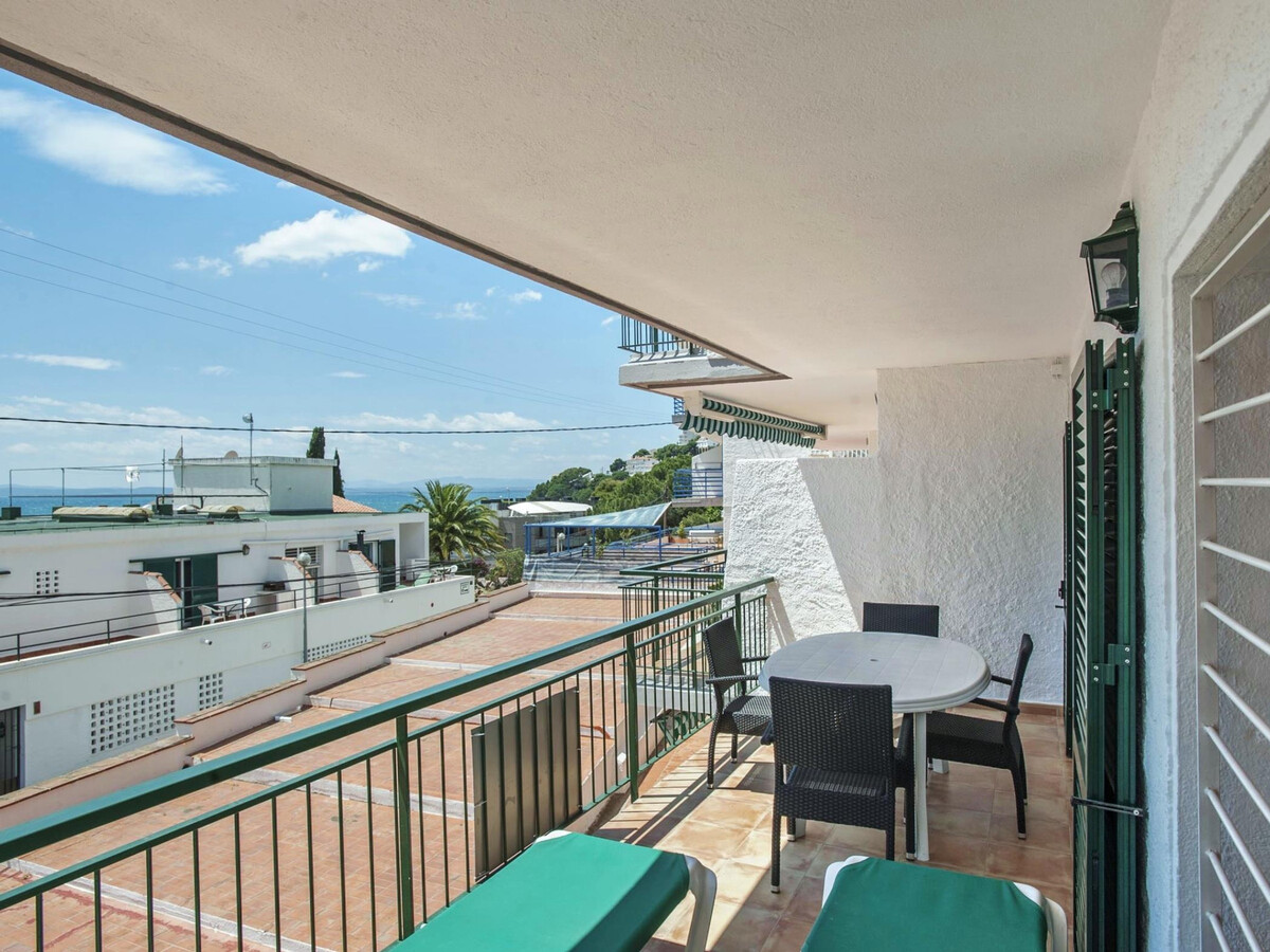 Appartement 2 chambres Roses, 50m plage avec vue mer - Photo 1