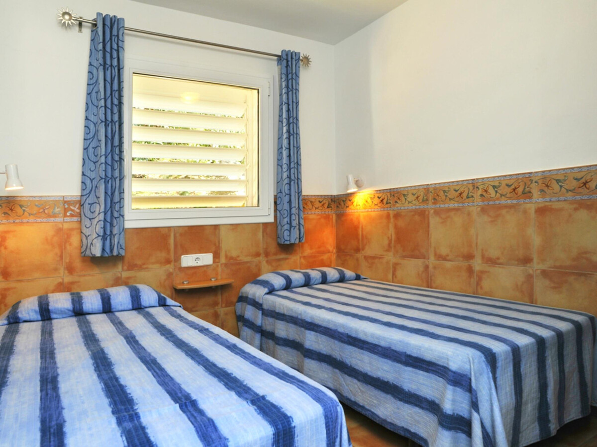 Appartement 2 chambres Roses, 50m plage avec vue mer - Photo 6