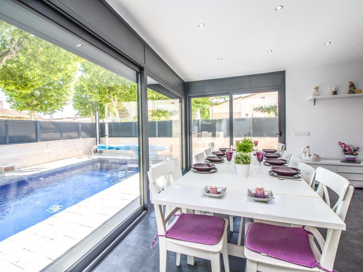Villa Empuriabrava 5 chambres, piscine chauffable et jacuzzi - Photo 13