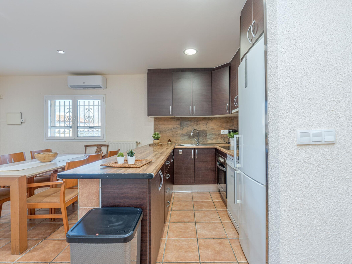 Villa 17 pers, piscine cascade et salle de jeux à Empuriabrava - Photo 8