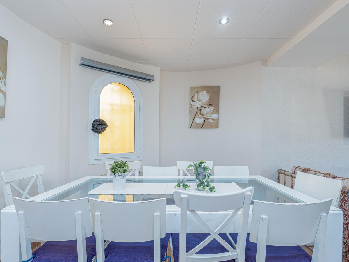 Villa 17 pers, piscine cascade et salle de jeux à Empuriabrava - Photo 11