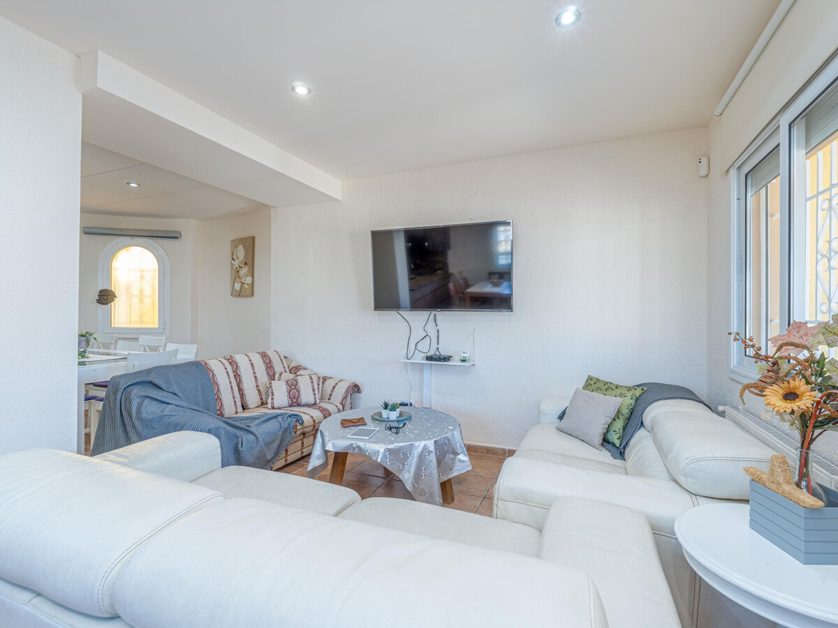 Villa 17 pers, piscine cascade et salle de jeux à Empuriabrava - Photo 12