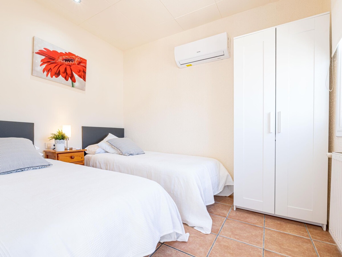 Villa 17 pers, piscine cascade et salle de jeux à Empuriabrava - Photo 13