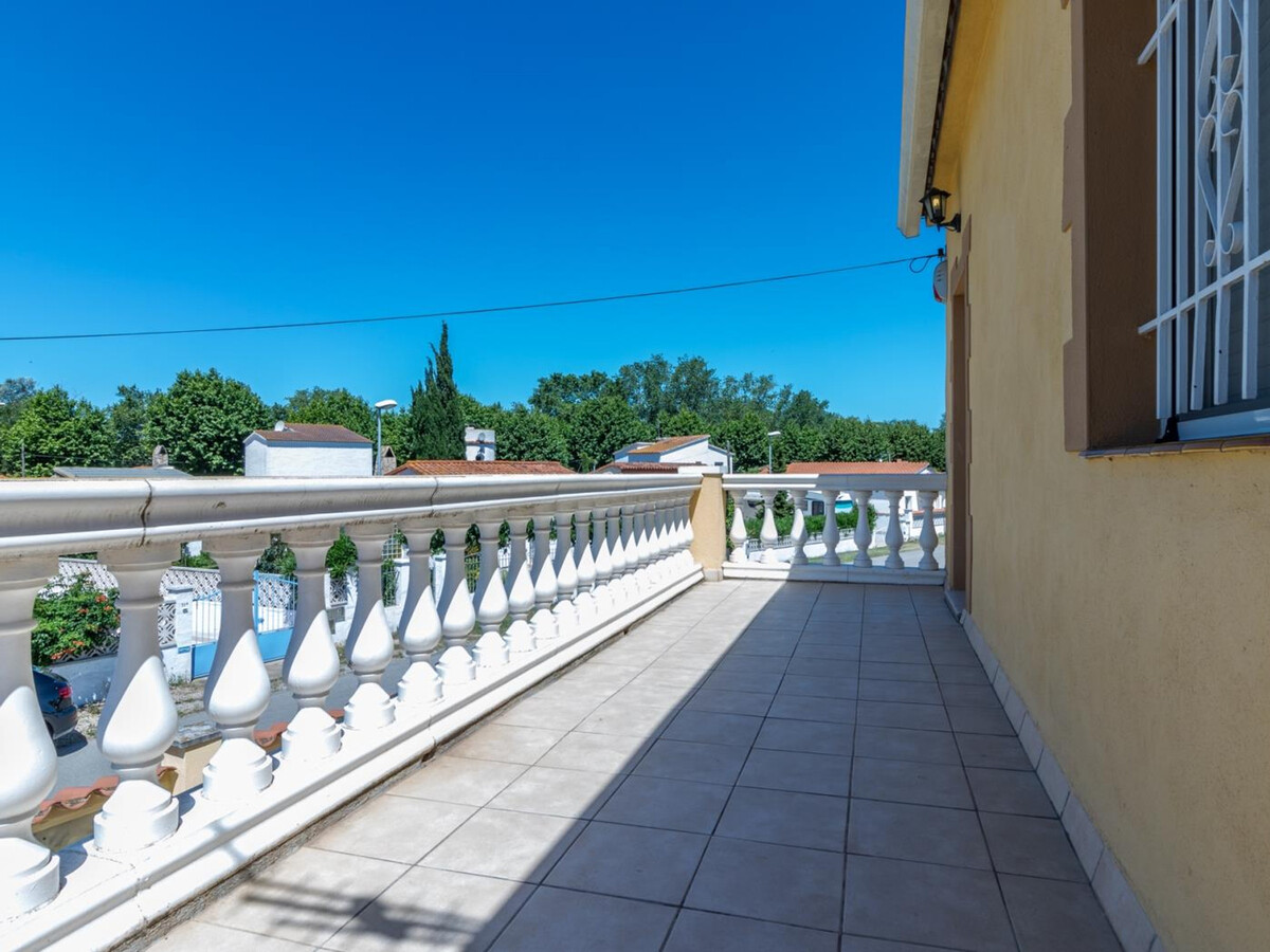 Villa 17 pers, piscine cascade et salle de jeux à Empuriabrava - Photo 20