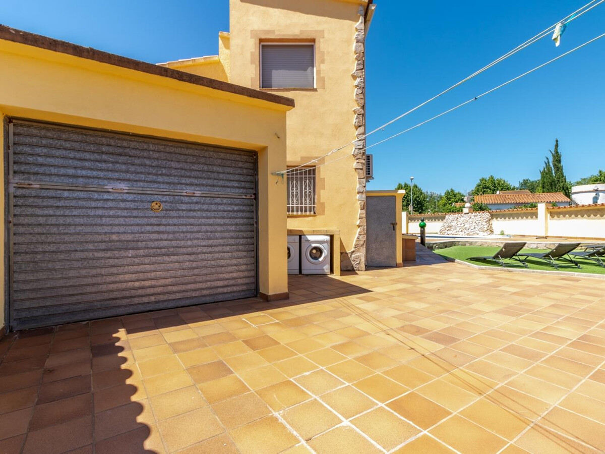 Villa 17 pers, piscine cascade et salle de jeux à Empuriabrava - Photo 24