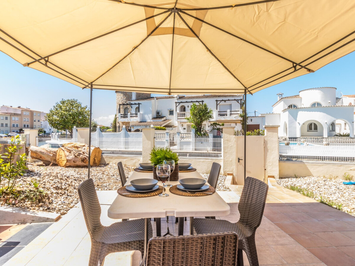 Villa 5 chambres sur canal à Empuriabrava, piscine privée - Photo 20