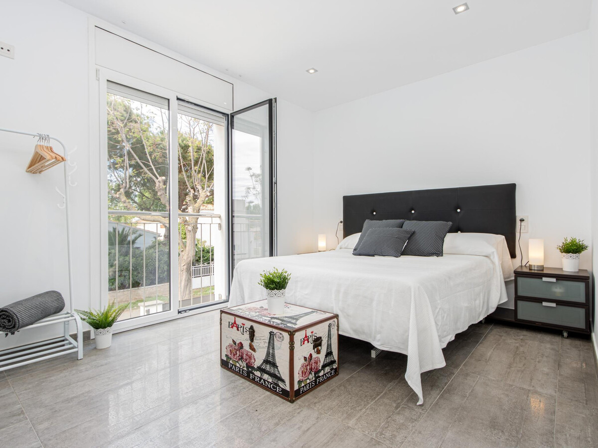 Villa 4 chambres avec piscine chauffée à Empuriabrava - Photo 21