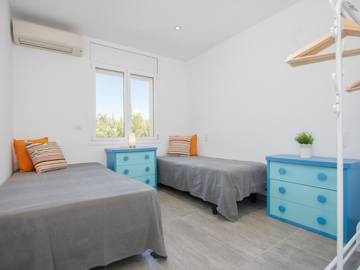 Villa 4 chambres avec piscine chauffée à Empuriabrava - Photo 25