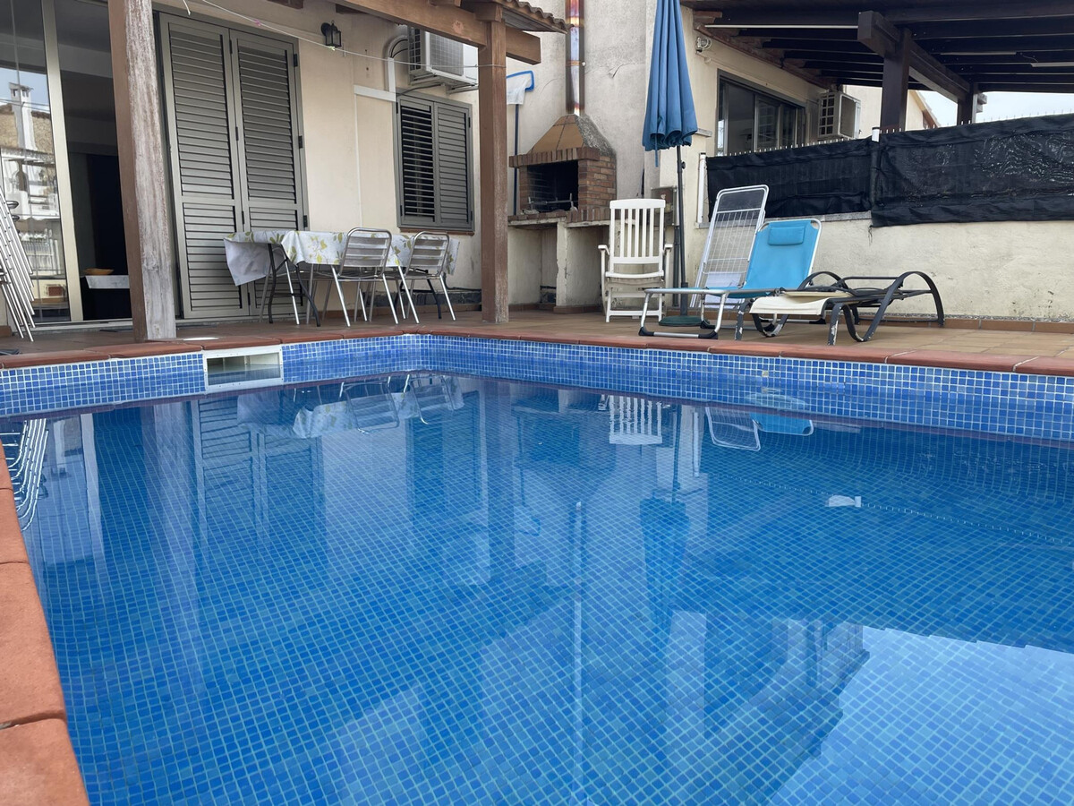 Villa 9 pers. avec piscine privée sur canal à Empuriabrava - Photo 1