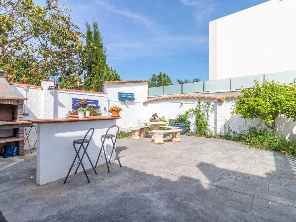Villa 4 chambres avec piscine chauffée à Empuriabrava - Photo 14