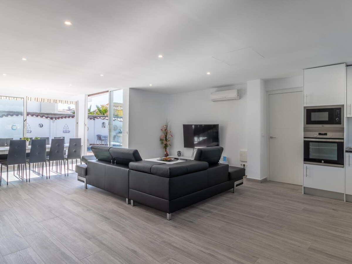 Villa 4 chambres avec piscine chauffée à Empuriabrava - Photo 19