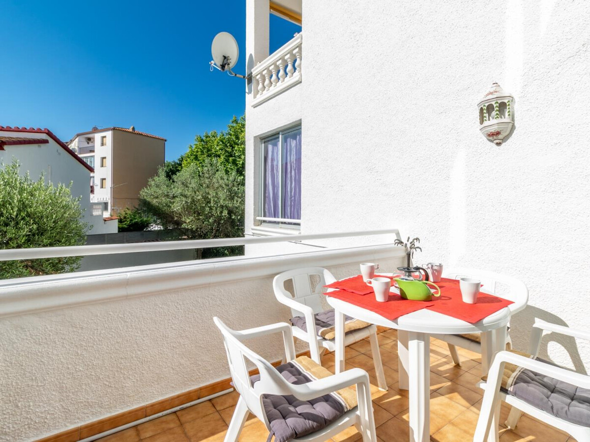 Appartement rénové 1 chambre avec parking à Empuriabrava - Photo 1