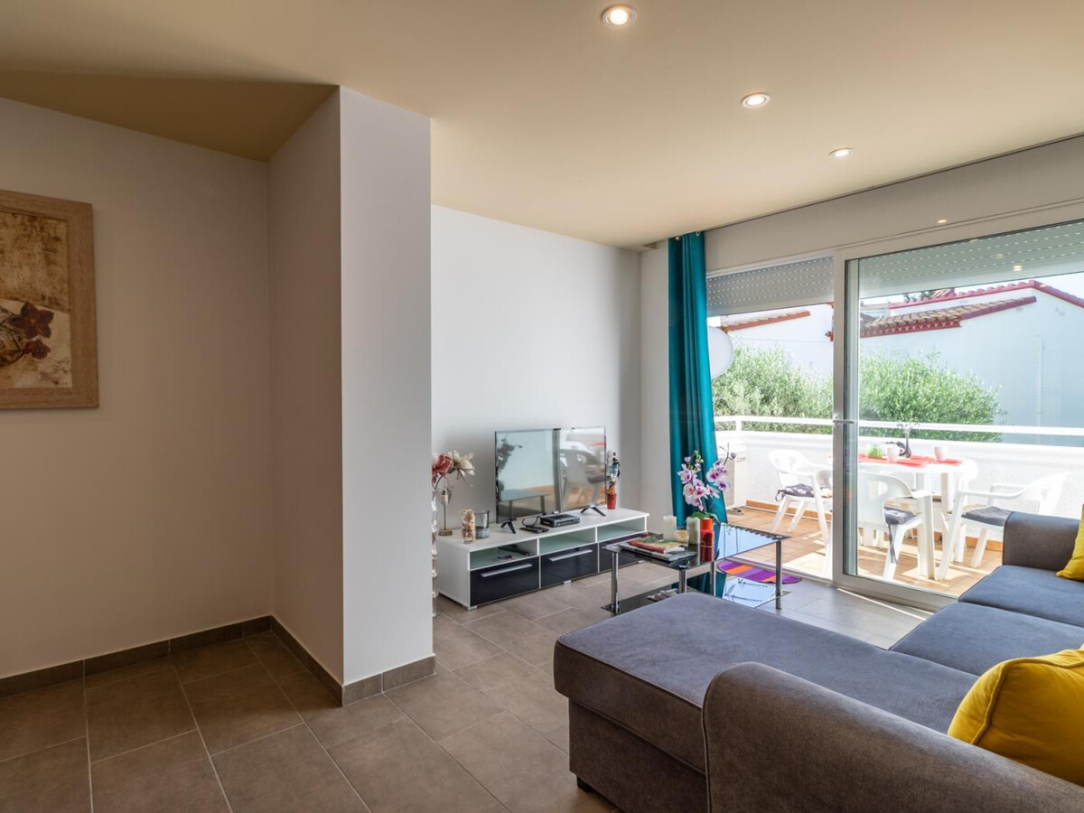 Appartement rénové 1 chambre avec parking à Empuriabrava - Photo 9