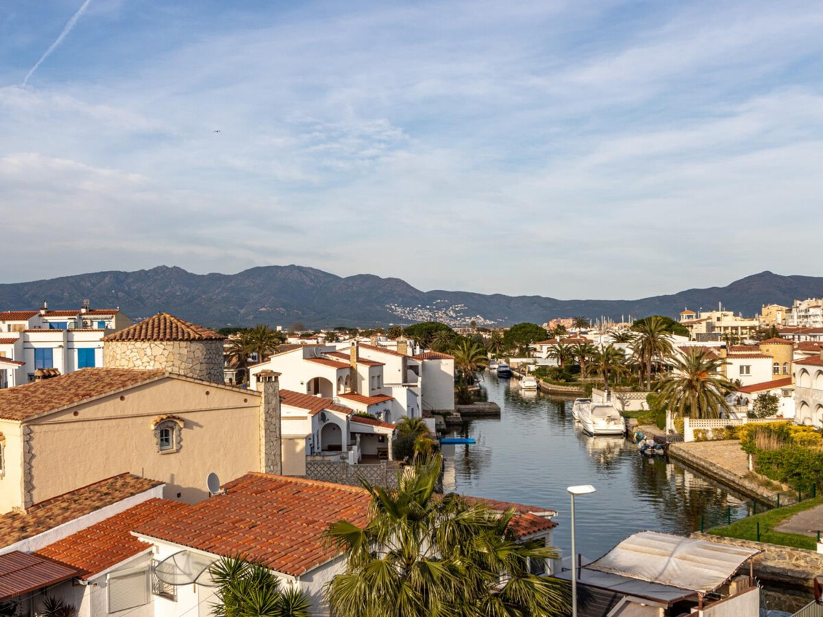 Villa pêcheur rénovée avec amarre à Empuriabrava - Photo 2