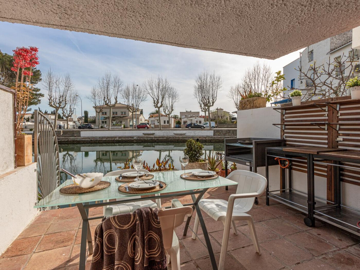 Villa pêcheur rénovée avec amarre à Empuriabrava - Photo 3