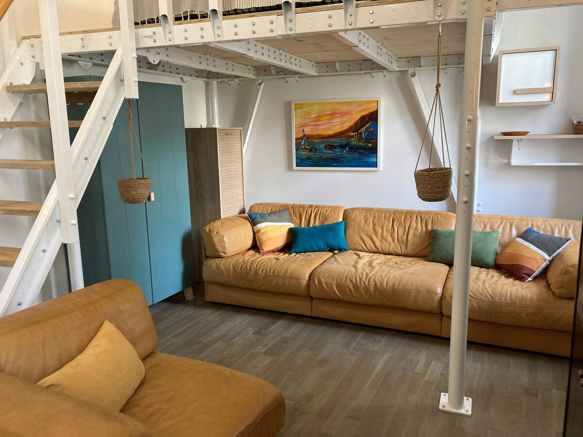 Studio neuf avec mezzanine au cœur de Le Palais - Photo 2