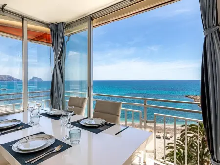Location appartement à Altea, Appartement charmant à Altea à 25m de la plage, climatisé, familial