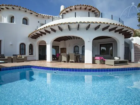 Location villa à Altea, Villa rustique avec piscine privée à Altea pour 8 pers.