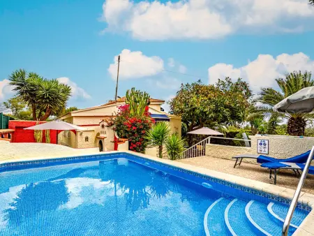 Location villa à Altea, Villa romantique à Altea avec piscine et climatisation pour 6 personnes