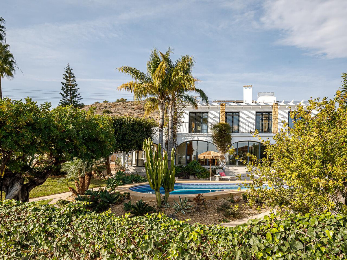Villa 5 chambres Altea avec piscine chauffée et maison de jardin - Photo 4