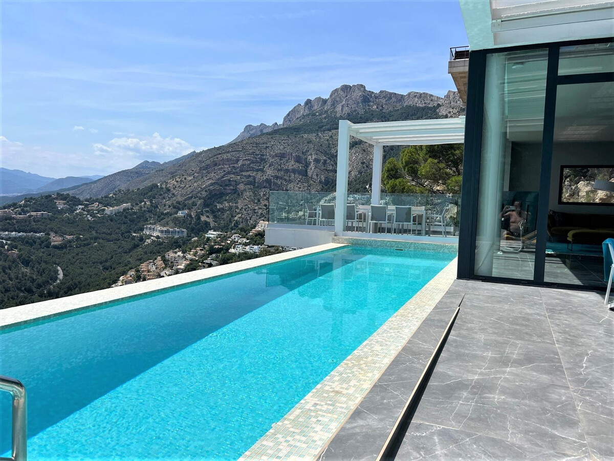 Villa Bauhaus Altea-Hills, piscine débordement chauffée - Photo 2
