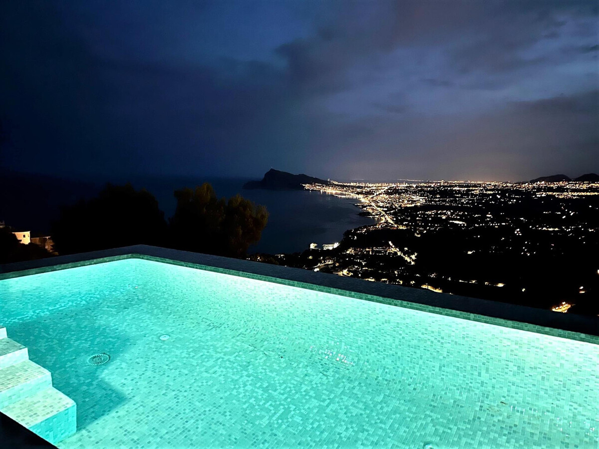 Villa Bauhaus Altea-Hills, piscine débordement chauffée - Photo 9