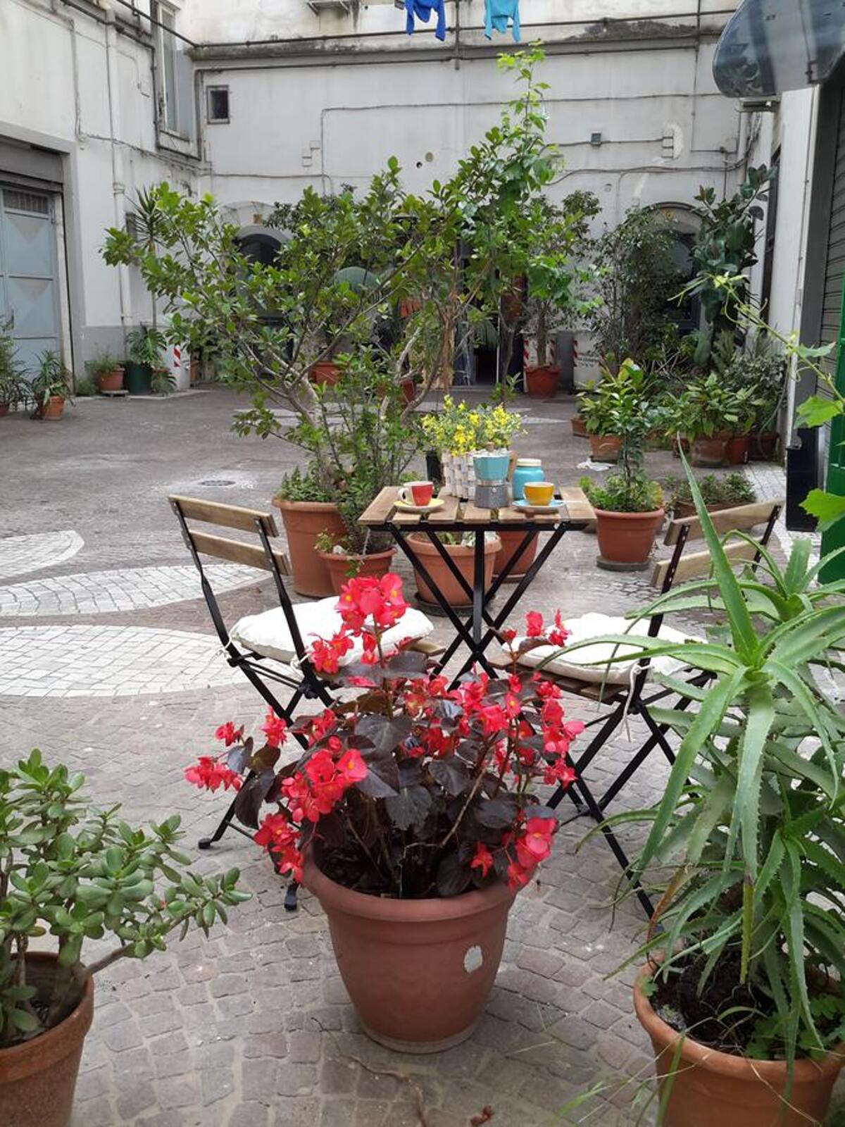 Maison de ville à Naples, 2 chambres et terrasse privée près du centre - Photo 1