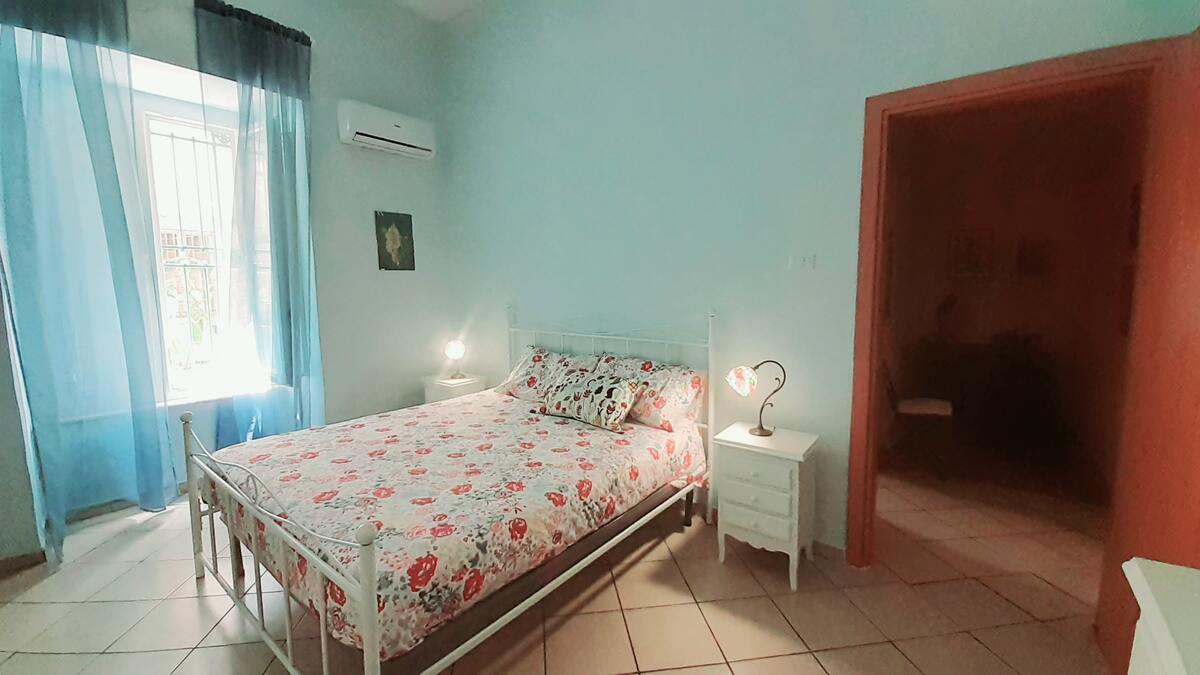 Maison de ville à Naples, 2 chambres et terrasse privée près du centre - Photo 10