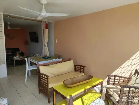 Appartement avec accès direct plage et terrasse, Le Gosier : photo 2