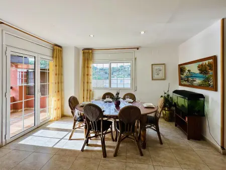 Maison confortable avec piscine privée et climatisation à Calonge : photo 12