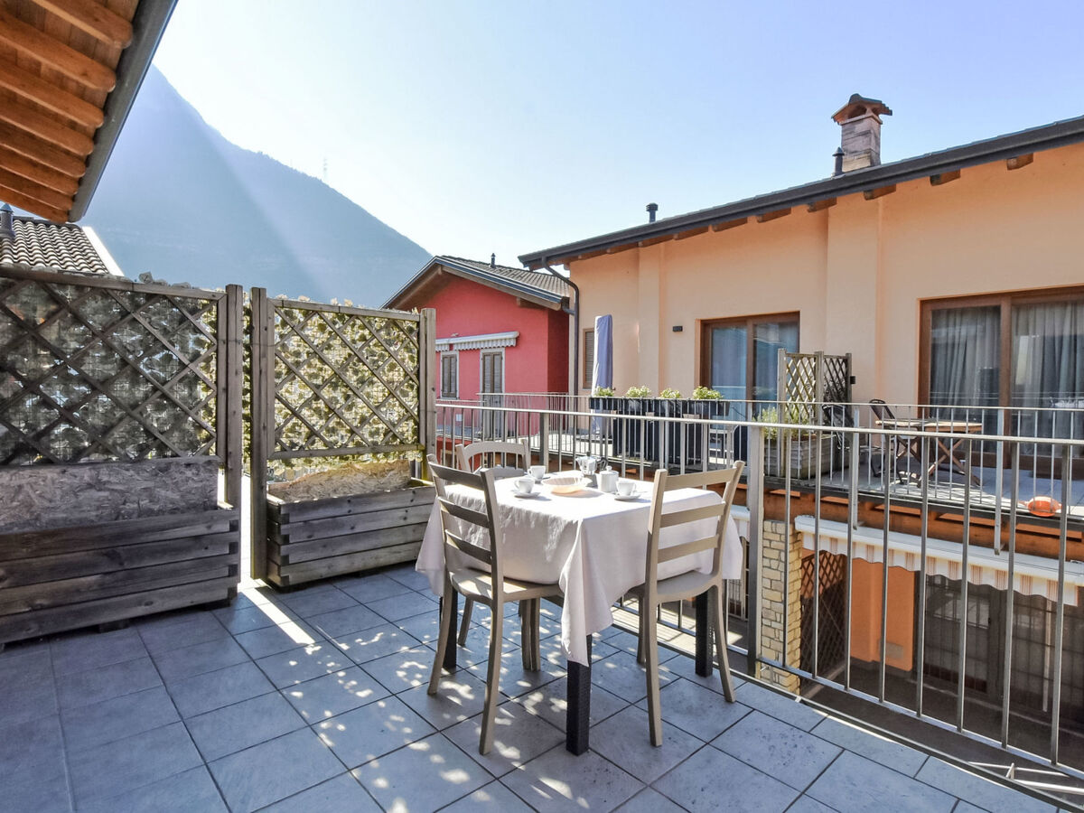 Appartement vue lac à Spinone al Lago, piscine en résidence - Photo 4