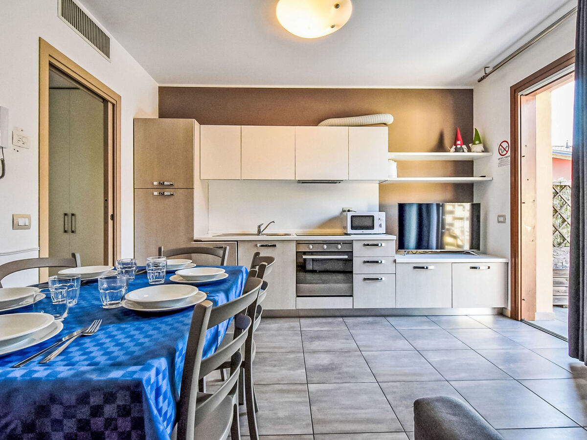 Appartement vue lac à Spinone al Lago, piscine en résidence - Photo 8