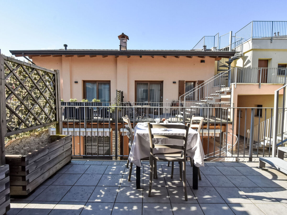 Appartement vue lac à Spinone al Lago, piscine en résidence - Photo 12