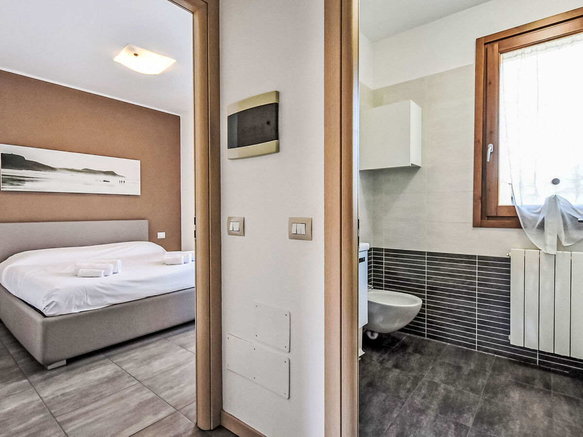 Appartement vue lac à Spinone al Lago, piscine en résidence - Photo 19