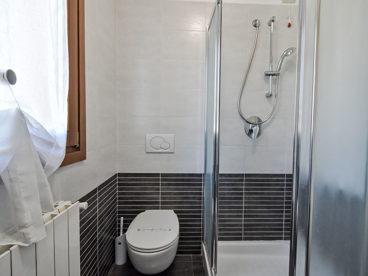 Appartement vue lac à Spinone al Lago, piscine en résidence - Photo 22