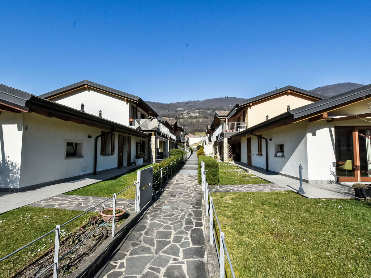 Appartement vue lac à Spinone al Lago, piscine en résidence - Photo 37