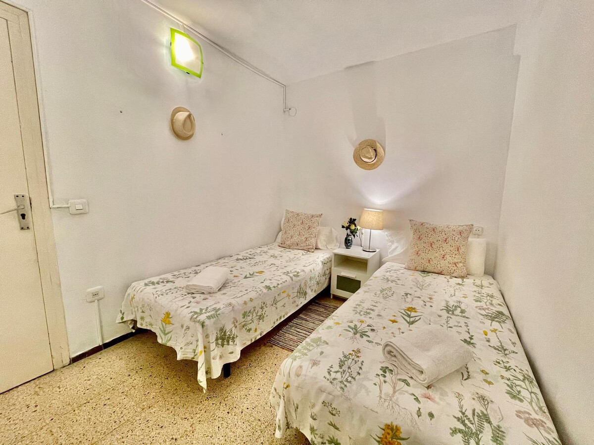 Appartement 3 chambres à 500m de plage, centre Lloret - Photo 18