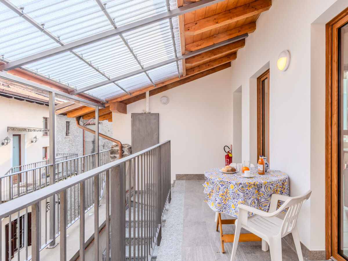 Studio rénové à Tremezzina, vue lac et montagnes - Photo 17