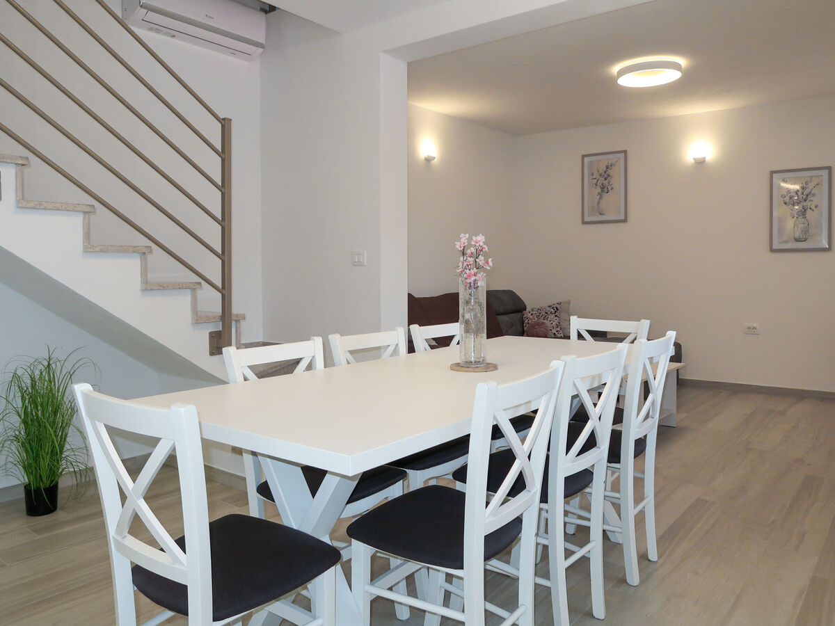 Zvanya, maison 3 chambres avec piscine privée à Labin - Photo 3