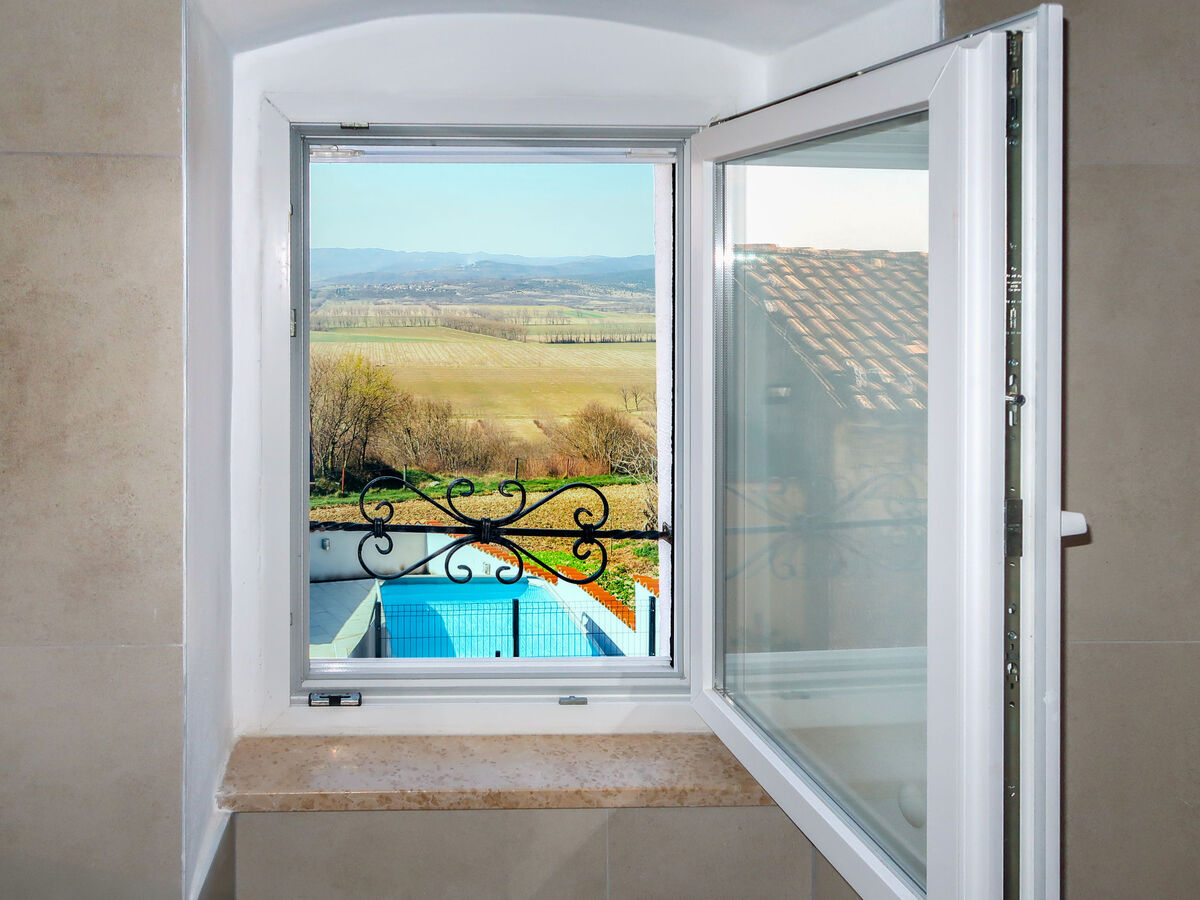 Zvanya, maison 3 chambres avec piscine privée à Labin - Photo 5