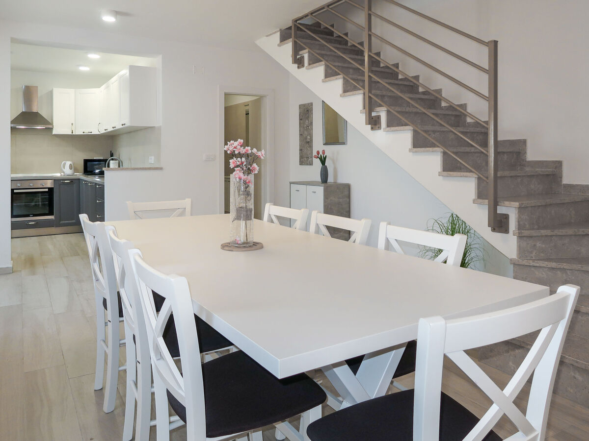 Zvanya, maison 3 chambres avec piscine privée à Labin - Photo 15