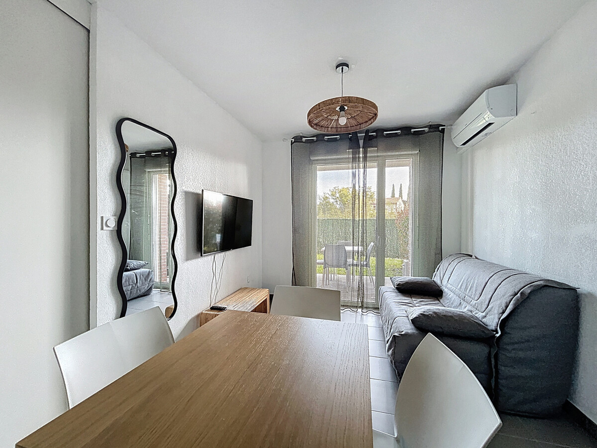 T2 Les Demeures de la Massane, piscine et jardin - Photo 1
