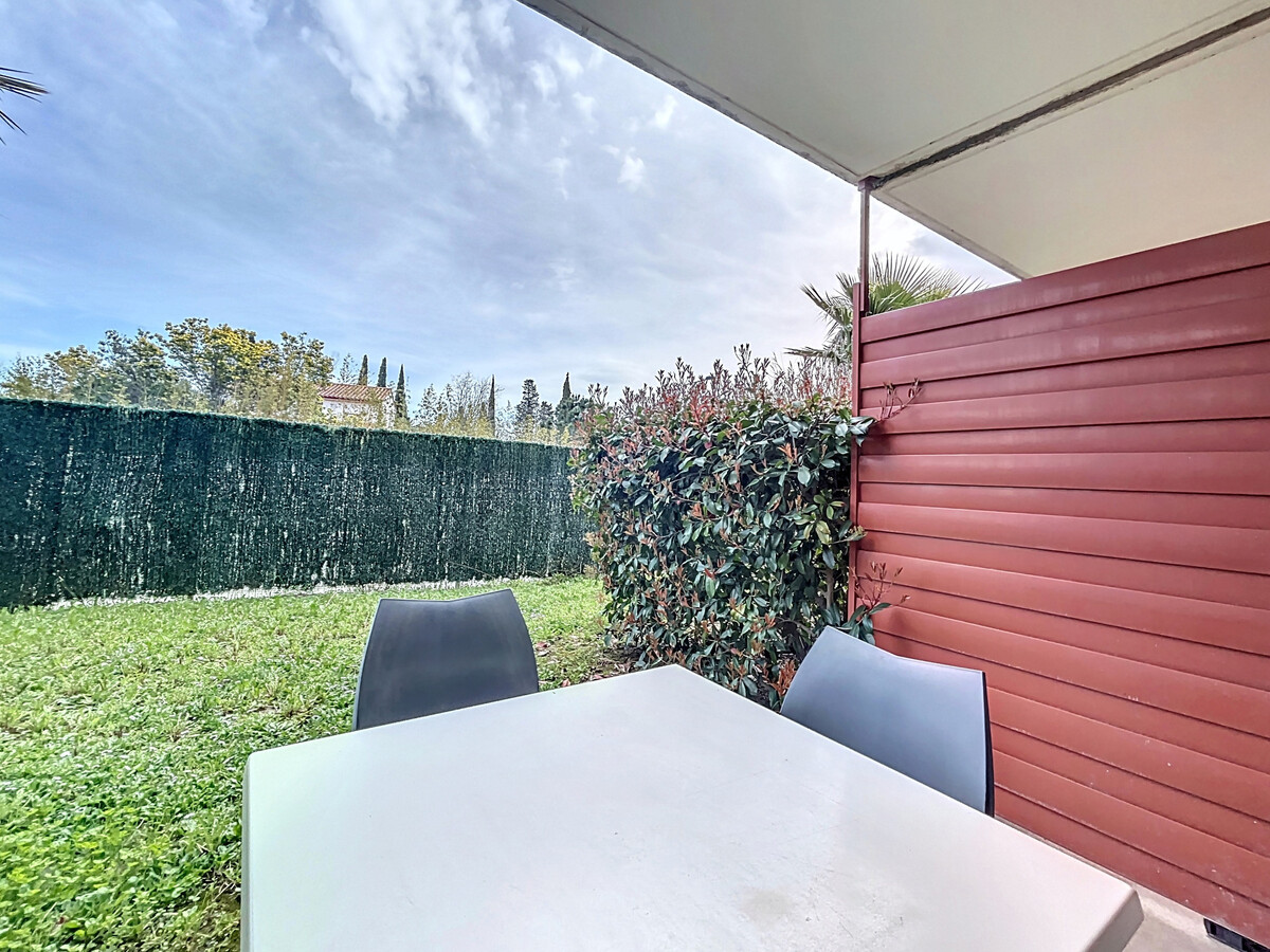 T2 Les Demeures de la Massane, piscine et jardin - Photo 12