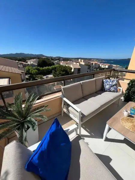 Location appartement à Six Fours les Plages, Appartement moderne avec vue mer à Six-Fours-les-Plages