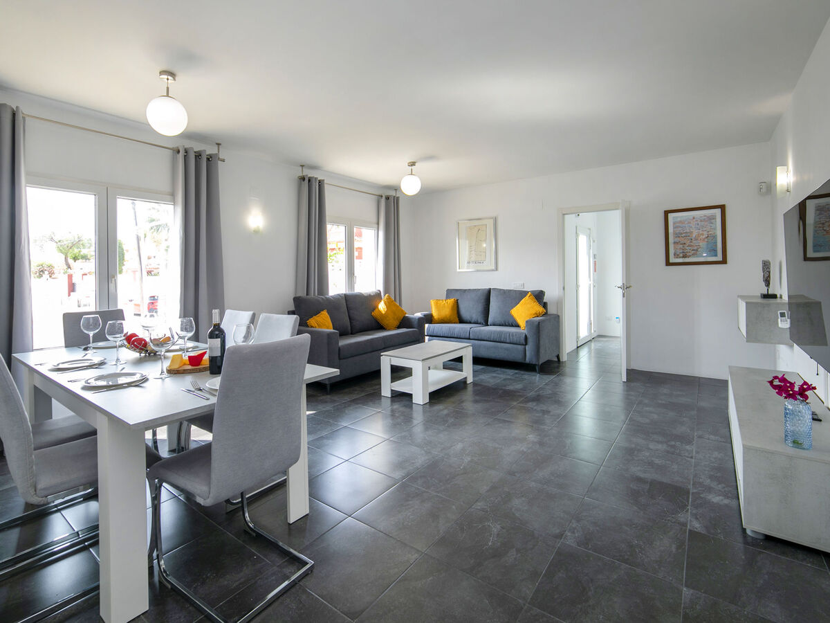 Villa Guadalete – 282 m², rénovée 2025, piscine privée à Calpe - Photo 3