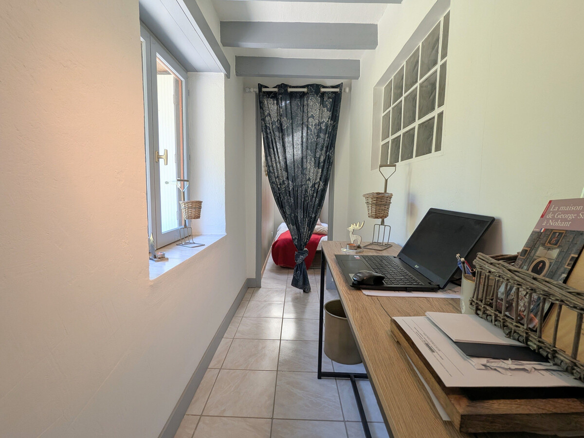 Gîte 4 pers. piscine privative et jacuzzi à Rouvres-les-Bois - Photo 8