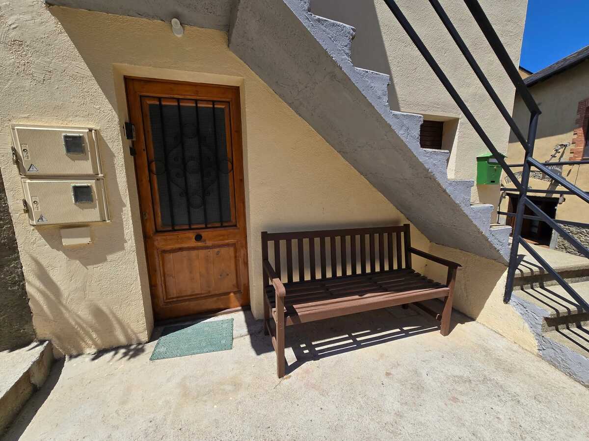 Appartement 4 pers. à Escadarcs, balcon vue montagnes - Photo 3